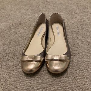 Vera Wang Lavender glittery gold shoes